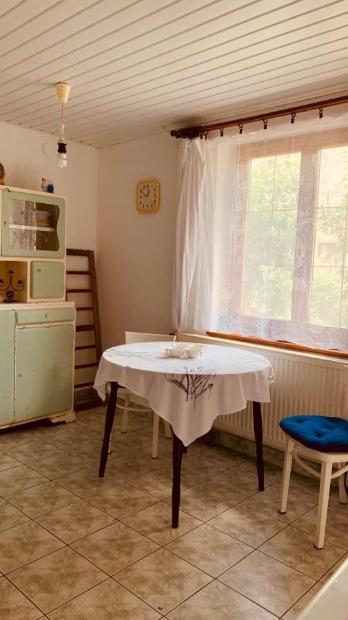 Henrietta Vendeghaz Apartment Domoszlo Luaran gambar