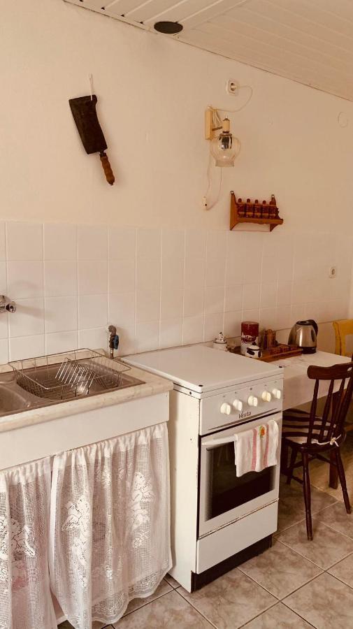 Henrietta Vendeghaz Apartment Domoszlo Luaran gambar