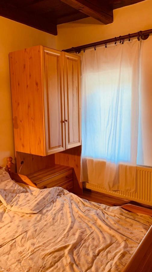 Henrietta Vendeghaz Apartment Domoszlo Luaran gambar