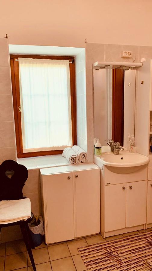 Henrietta Vendeghaz Apartment Domoszlo Luaran gambar